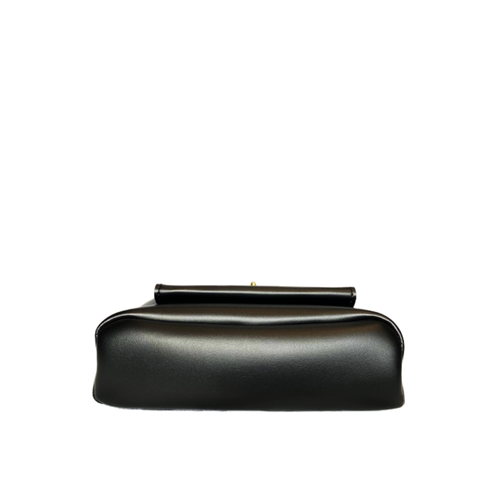 Retro Chic Vintage Kiss Lock Handbag Essential