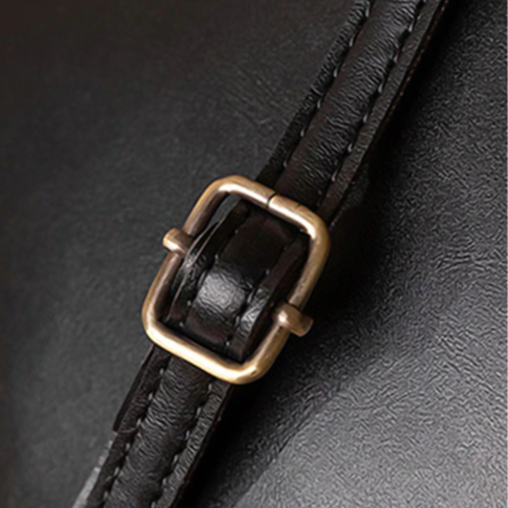 Retro Chic Vintage Kiss Lock Handbag Essential