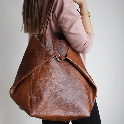 Renee’s Chic Vintage-Inspired Spacious Everyday Tote