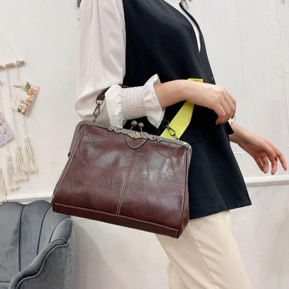 Elegant Retro Vintage Kiss-Lock Handbag