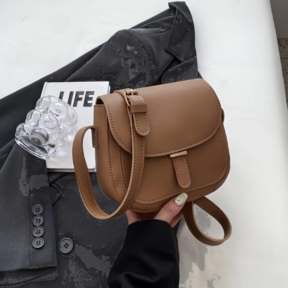 Amelia Retro Stylish Saddle Leather Crossbody Bag